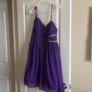 Prom dress. Purple with jewels